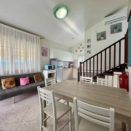 Polluce Villa Bibione