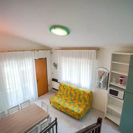 Polluce Бибионе