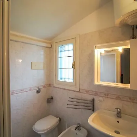 Polluce * ביביונה